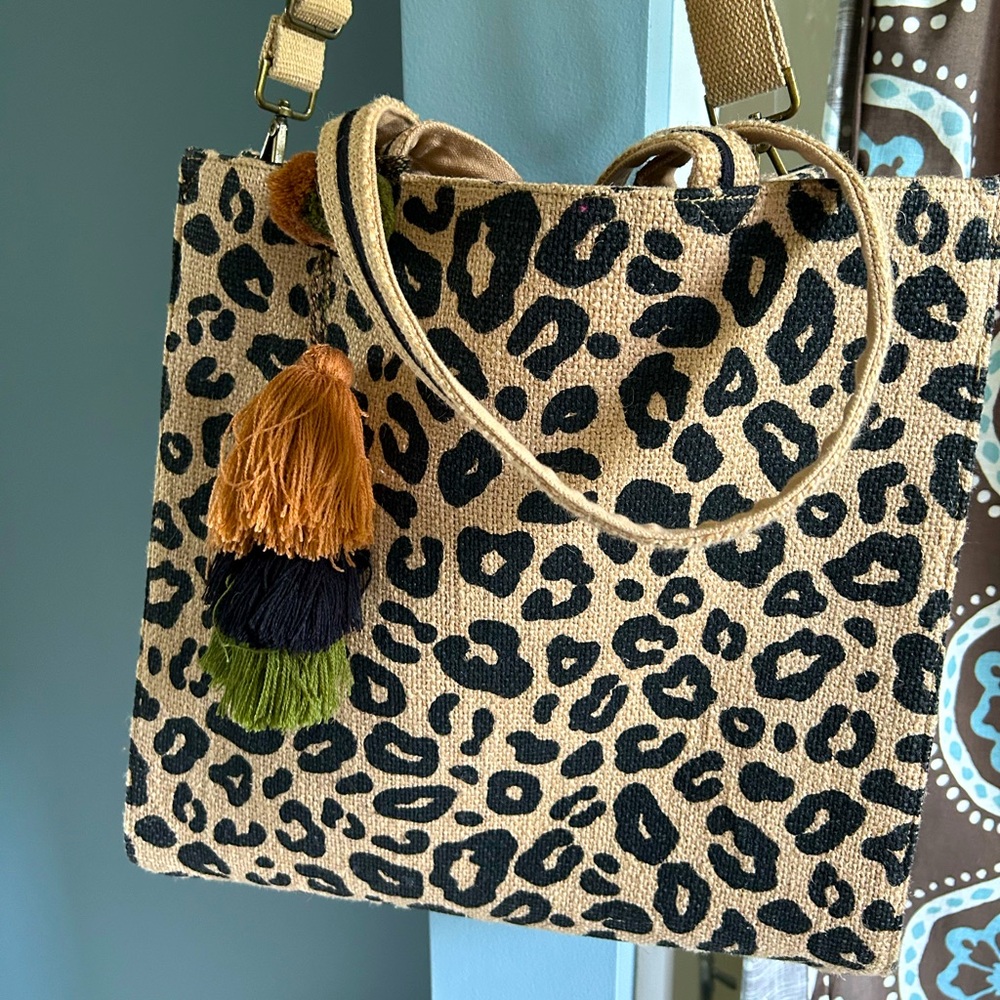 Cheetah Tote, Never used!